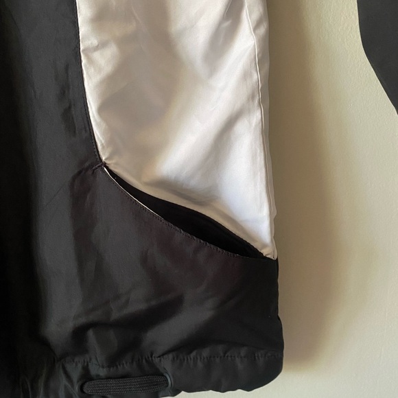 Adidas 3 Stripes Black and White Snap buttons Lightweight Boxy Jacket - Picture 5 of 8